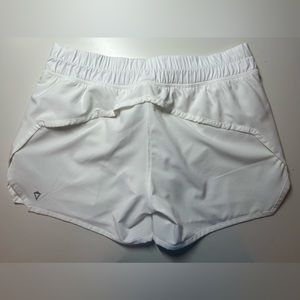 lululemon ivivva white speed up shorts size 6